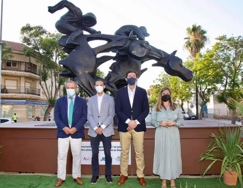 INAUGURADO EL MONUMENTO DEDICADO A LAS CARRERAS  DE CABALLOS DE SANLÚCAR